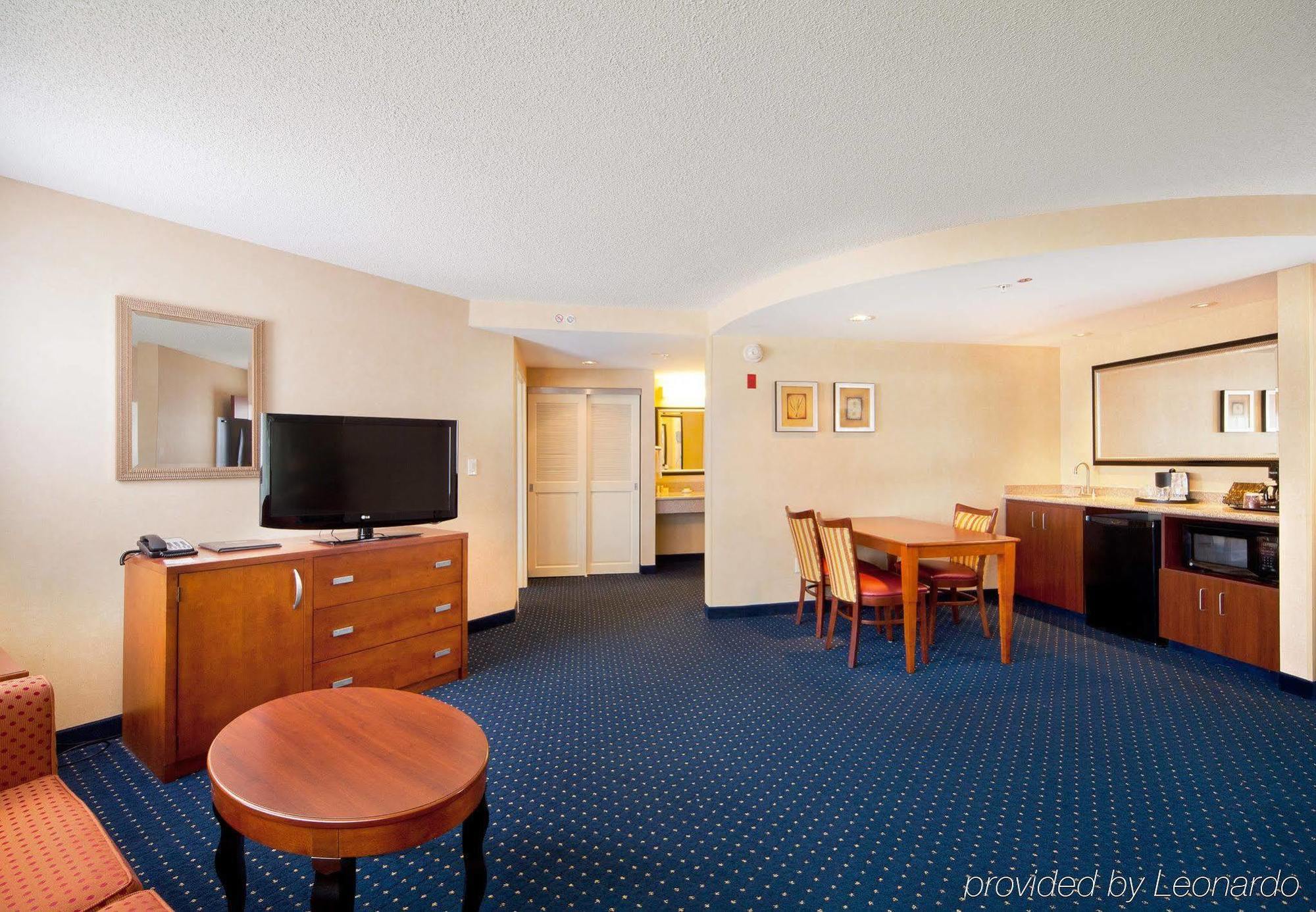 Courtyard By Marriott Fort Smith Downtown Quarto foto